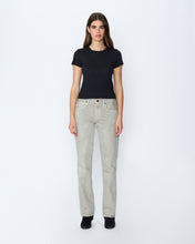 Remy | Outskirts | Low Rise | Straight Jean