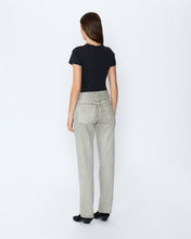 Remy | Outskirts | Low Rise | Straight Jean