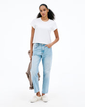 Amber | Silver Springs | Mid Rise | Slim Jean