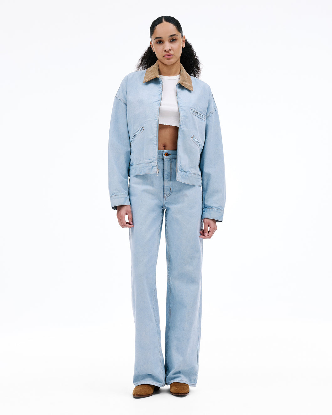Cassie With Tabs | Mirror Lake | High Rise | Curve Jean