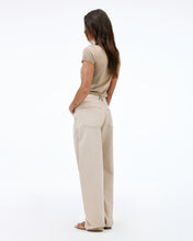 Ella | Mojave Dust | Mid Rise | Curve Jean