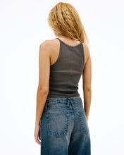 Fitted Rib Tank | Canyon Lands