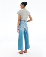 Grace Crop | Find Your Way | High Rise | Wide Jean