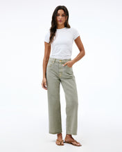 Hunter Crop | 29 Palms | Mid Rise | Wide Jean