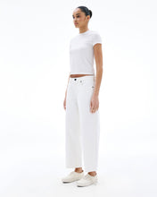 Jamie Crop | White | Mid Rise | Curve Jean