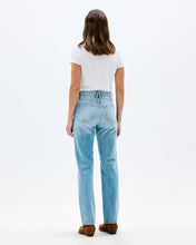 London | Heartache | High Rise | Straight Jean