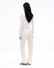 London | Ecru | High Rise | Straight Jean