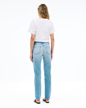 Virginia Slim | Sweet Thing | High Rise | Slim Jean